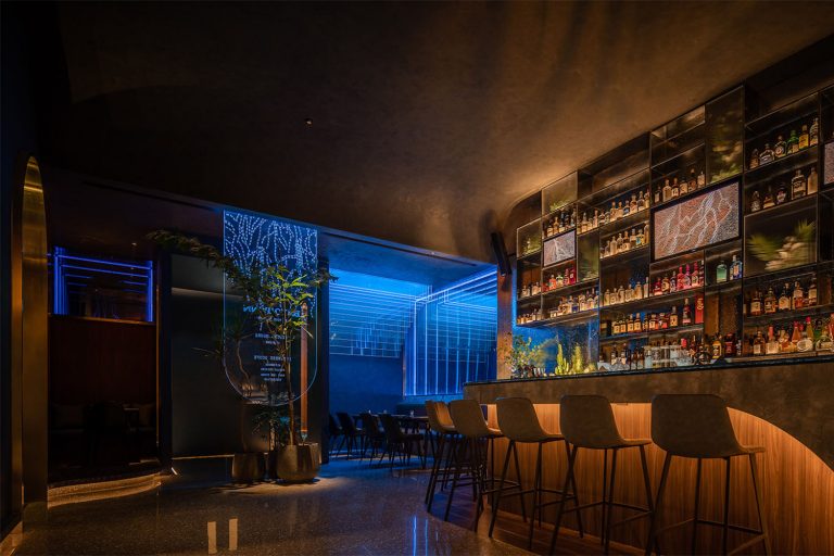 南京·ROOT INN西餐吧(華采天地店)
